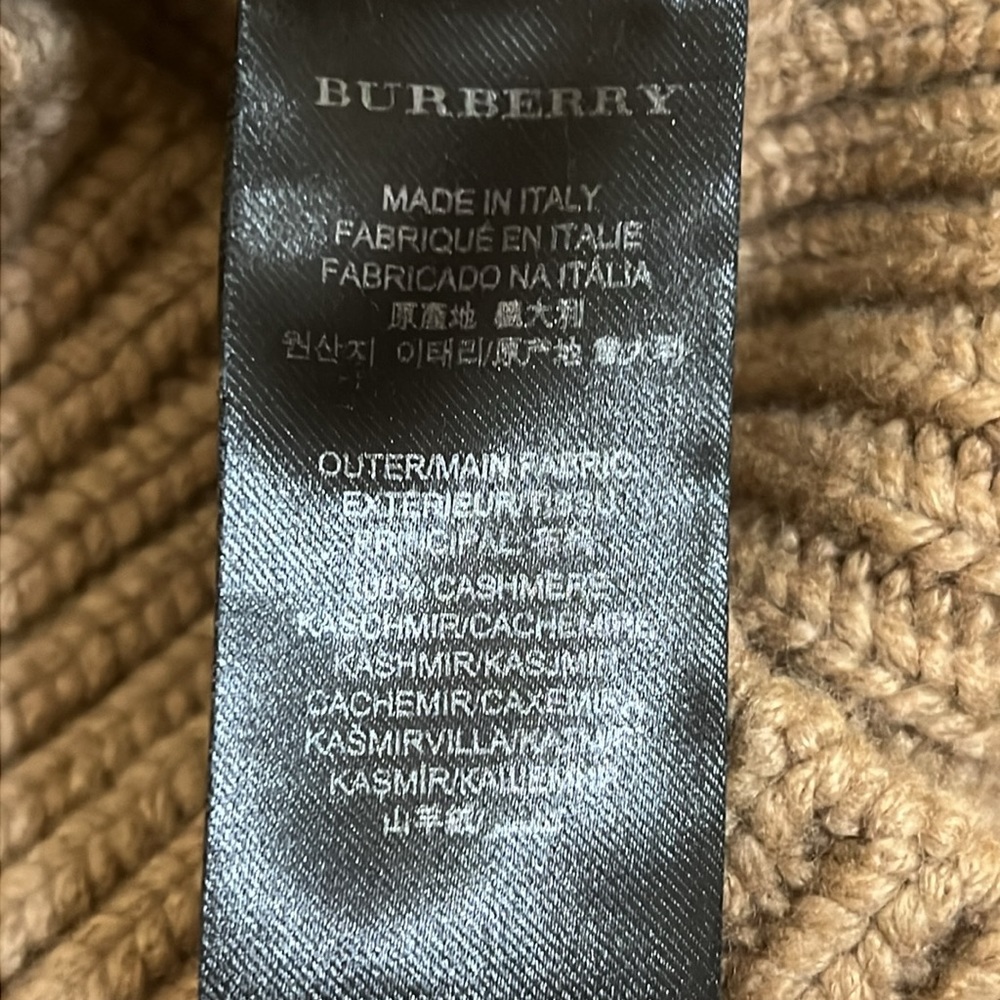 NWT Burberry Cashmere Sweater Sz S - Picture 9 of 16